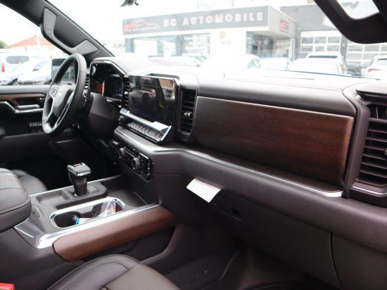 Chevrolet Silverado 2025