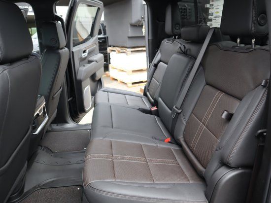 Chevrolet Silverado 2025