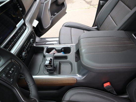 Chevrolet Silverado 2025