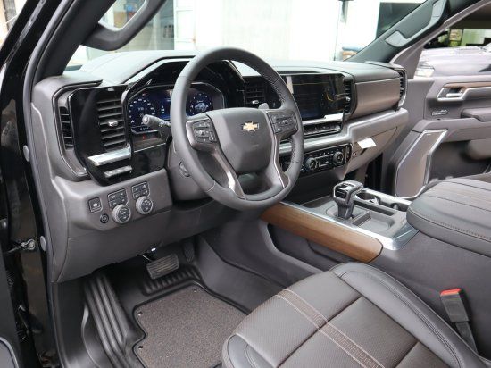 Chevrolet Silverado 2025