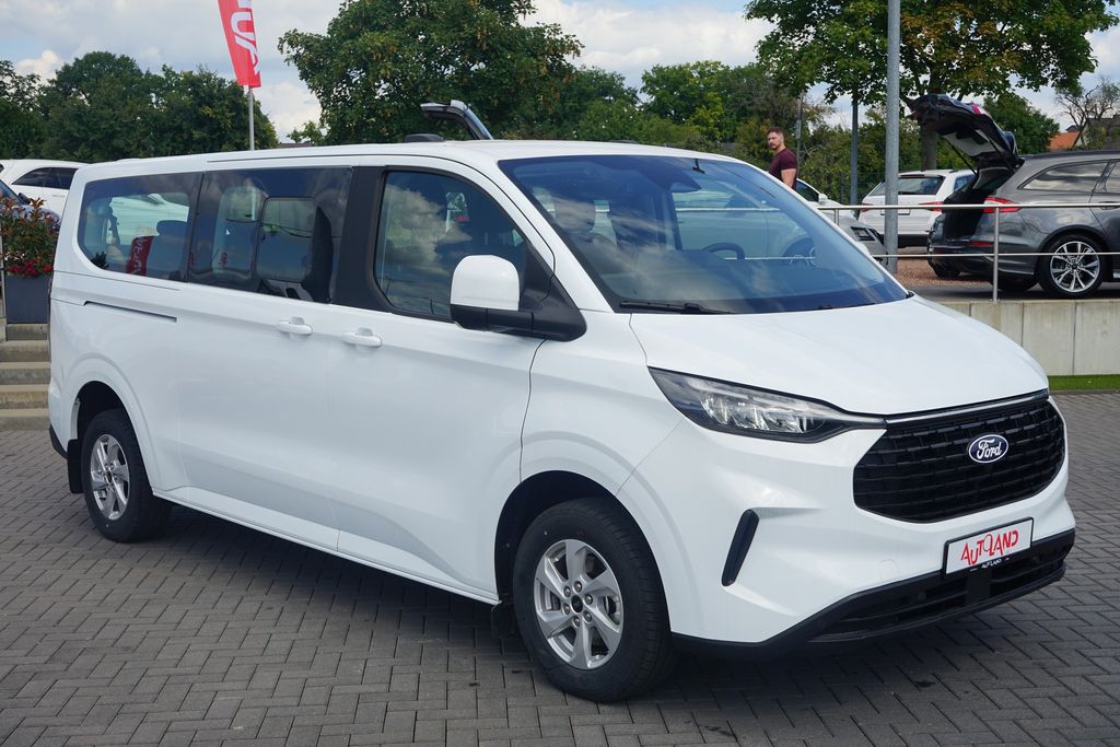 Ford Tourneo Custom 2025