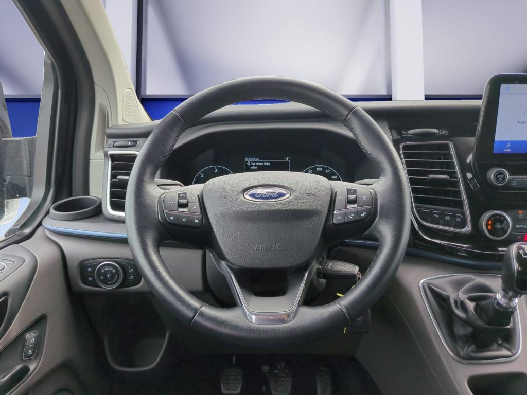 Ford Tourneo Custom 2022