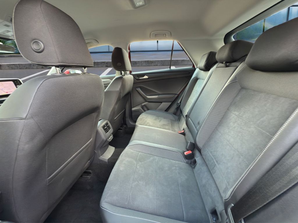 Volkswagen T-Roc 2023