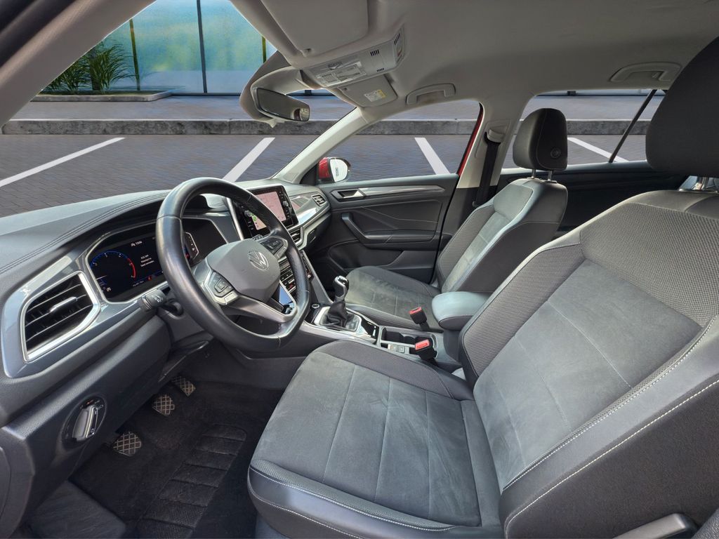 Volkswagen T-Roc 2023