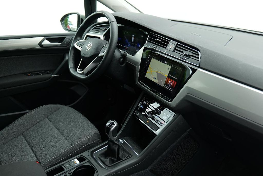 Volkswagen Touran 2024