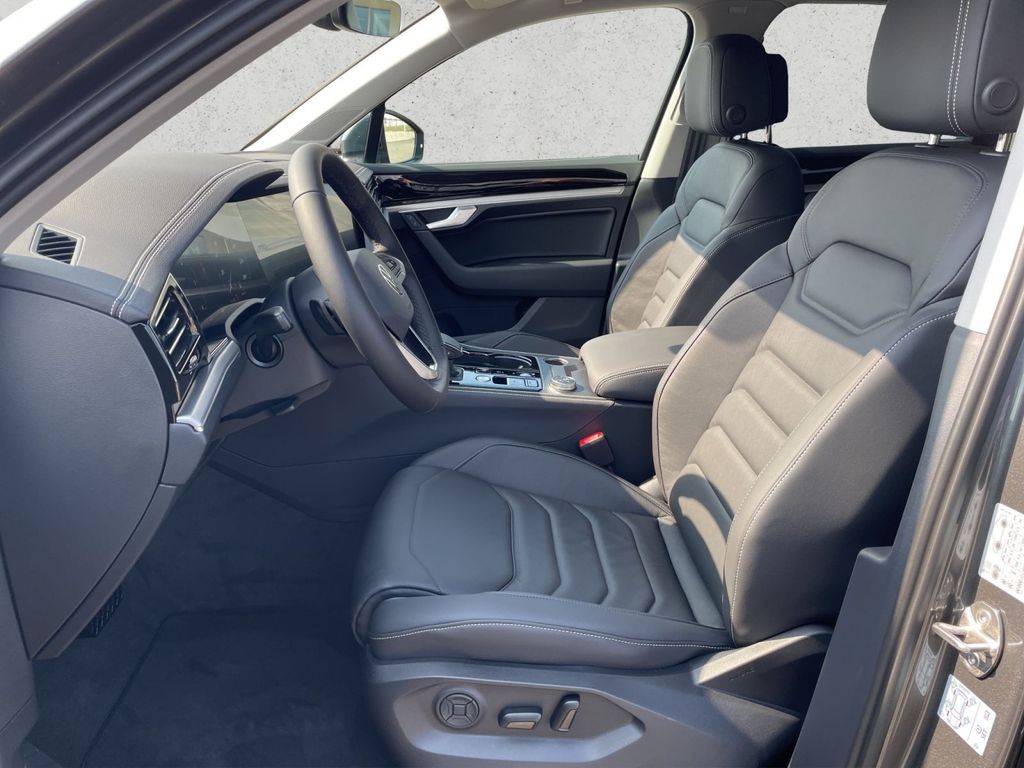 Volkswagen Touareg 2025