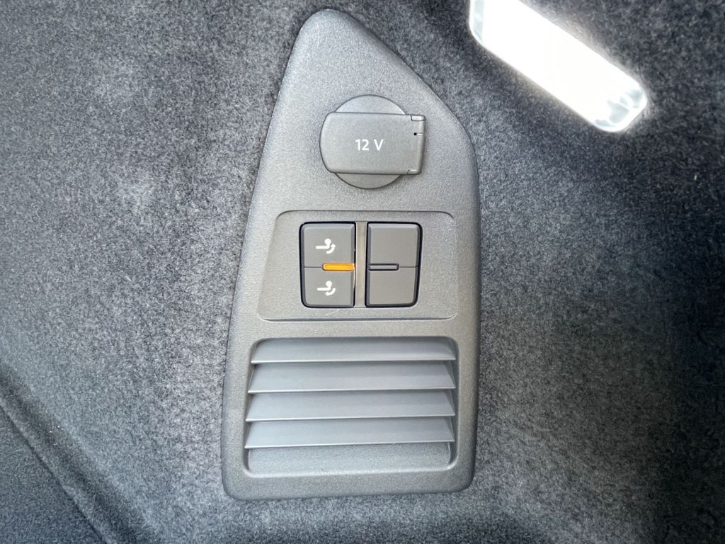 Volkswagen Touareg 2025