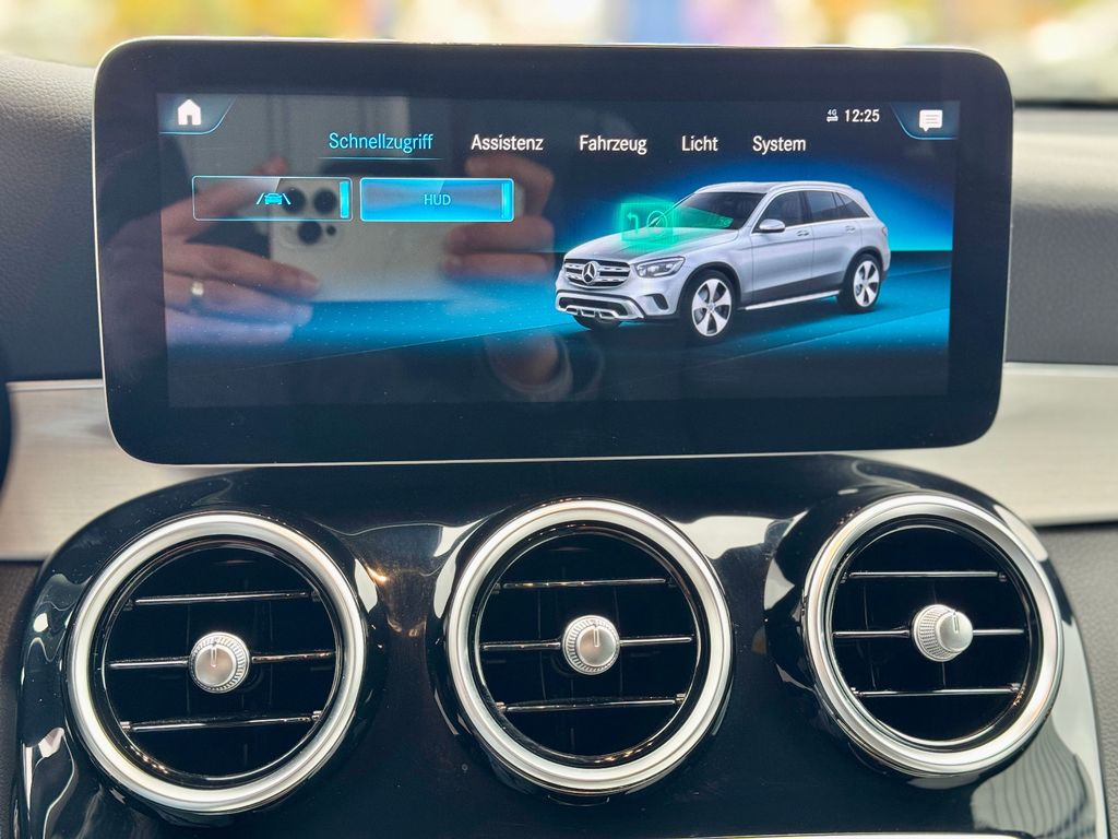 Mercedes-Benz GLC 300 2021