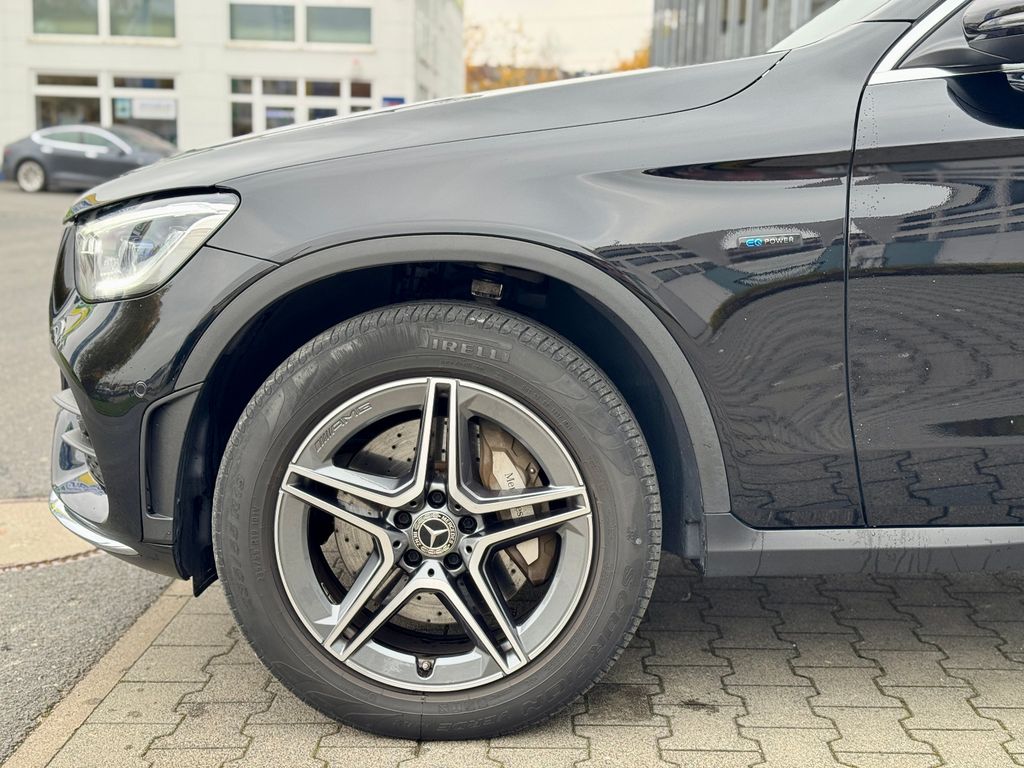 Mercedes-Benz GLC 300 2021