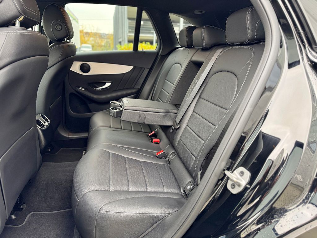 Mercedes-Benz GLC 300 2021