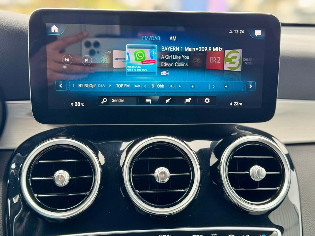 Mercedes-Benz GLC 300 2021