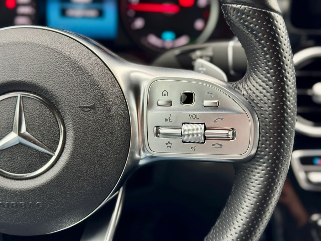 Mercedes-Benz GLC 300 2021