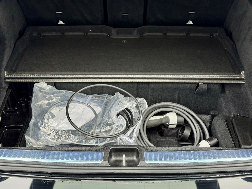 Mercedes-Benz GLC 300 2021