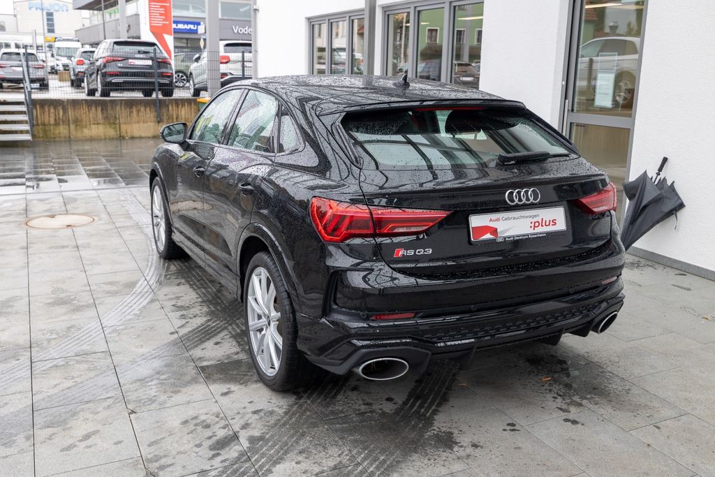 Audi RSQ3 2021