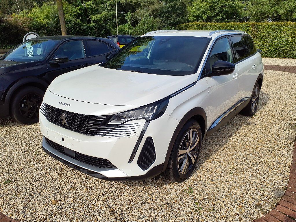 Peugeot 5008 2023
