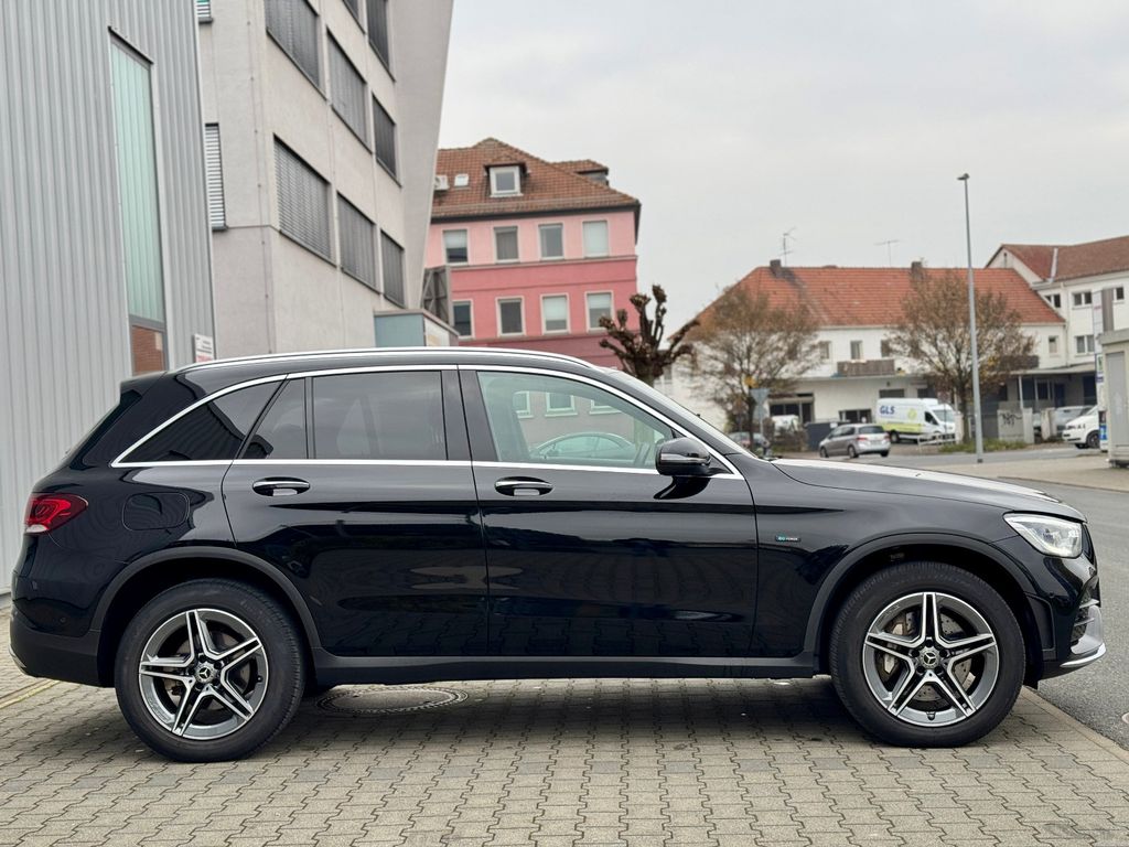 Mercedes-Benz GLC 300 2021
