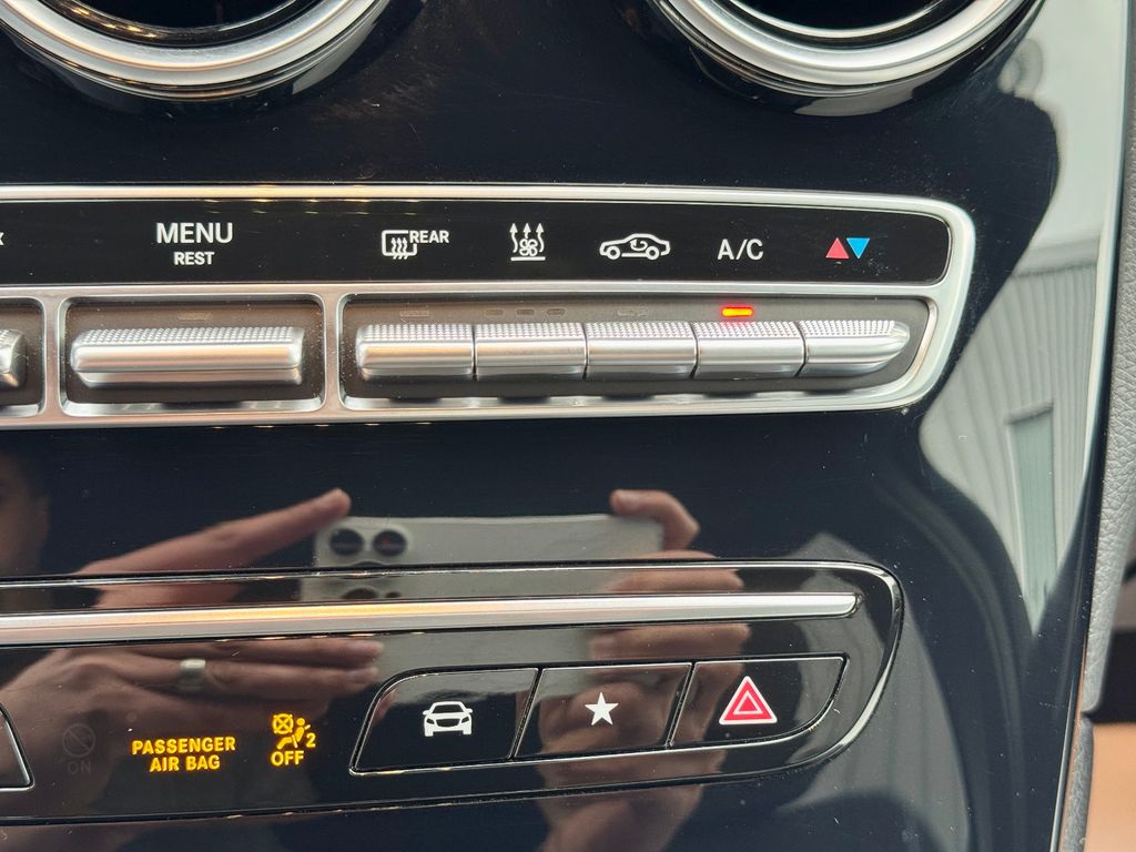 Mercedes-Benz GLC 300 2021