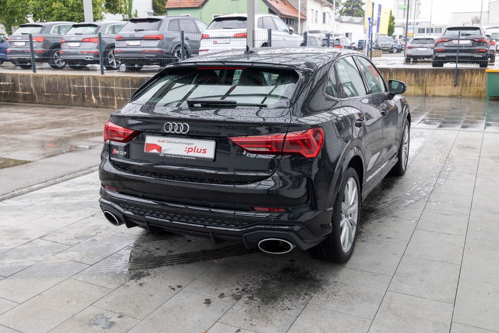 Audi RSQ3 2021