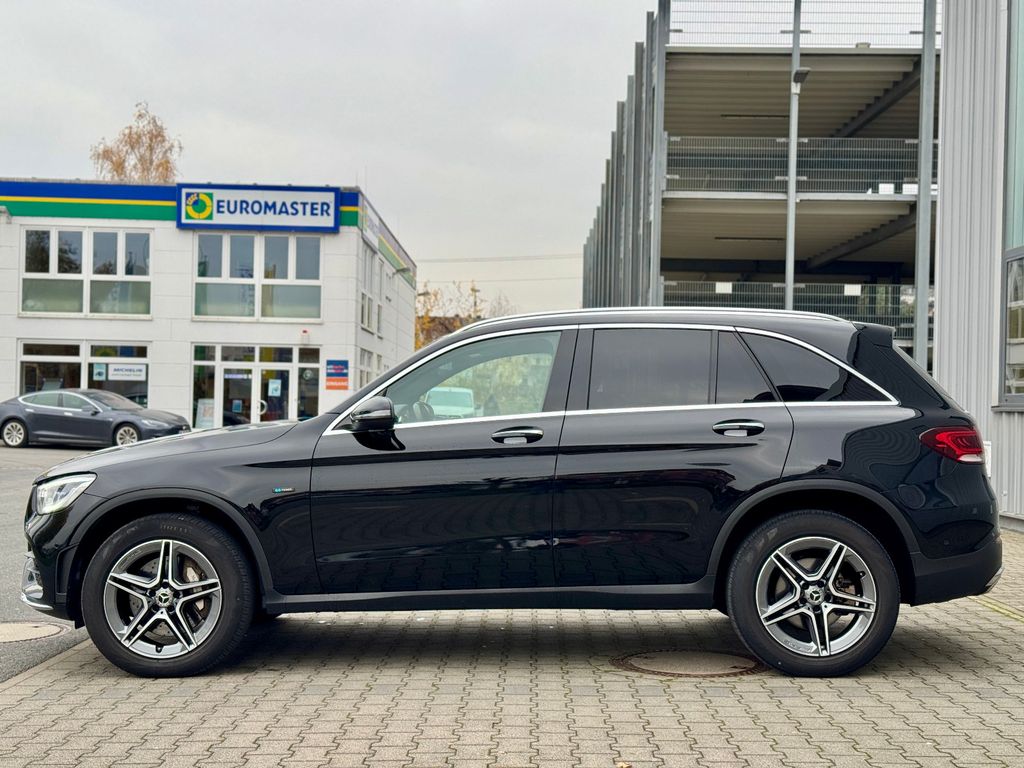 Mercedes-Benz GLC 300 2021
