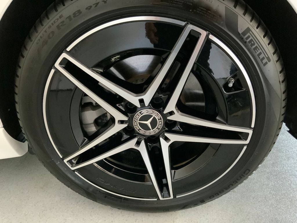 Mercedes-Benz C 300 2024