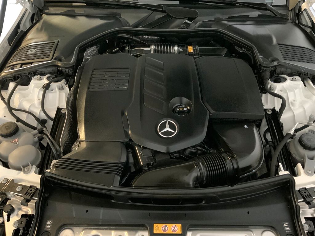 Mercedes-Benz C 300 2024