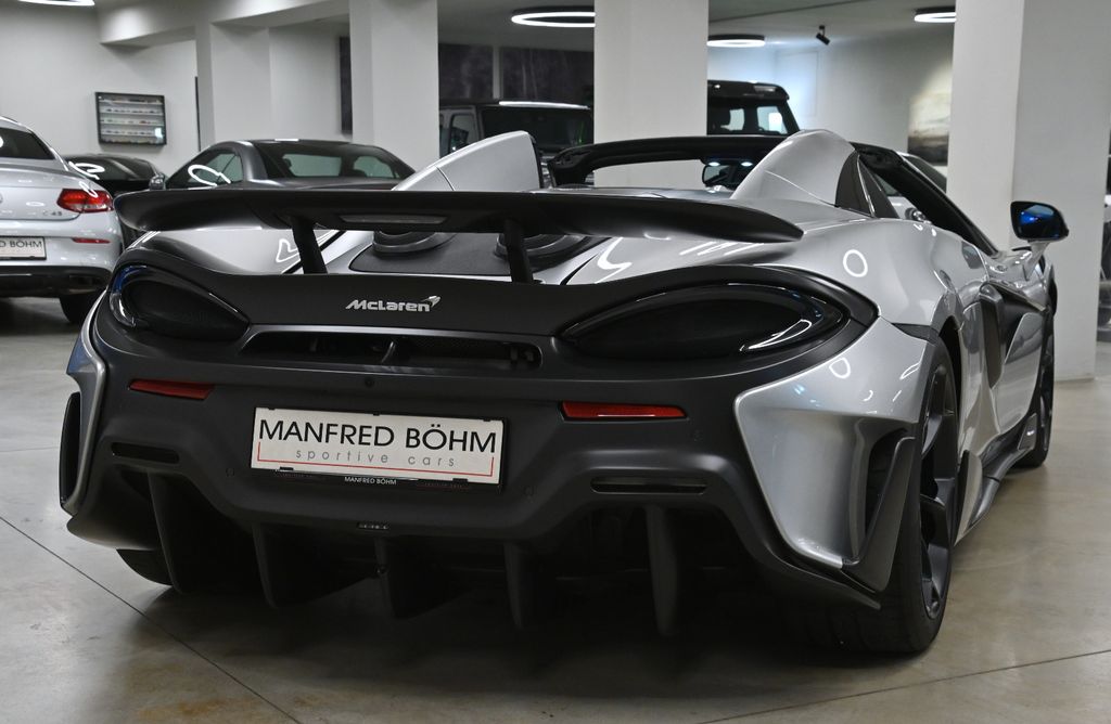 McLaren 600LT 2022