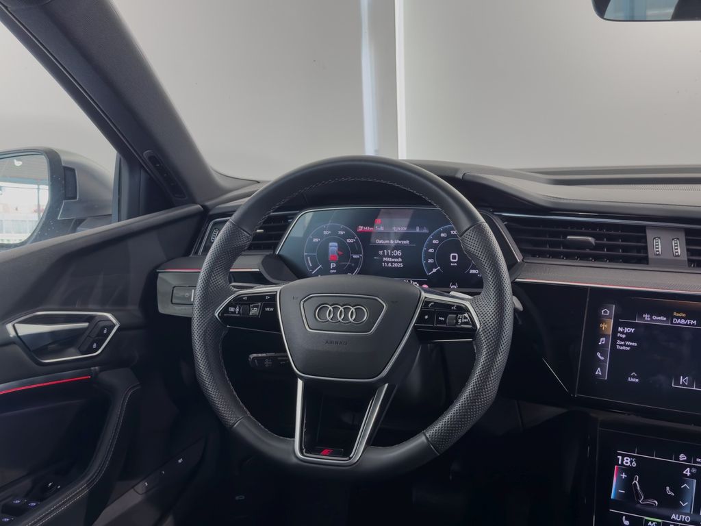 Audi e-tron 2021