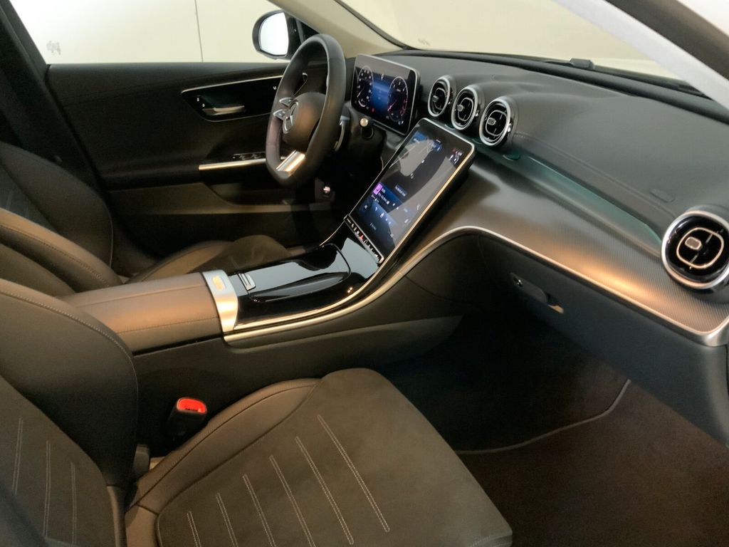 Mercedes-Benz C 300 2024