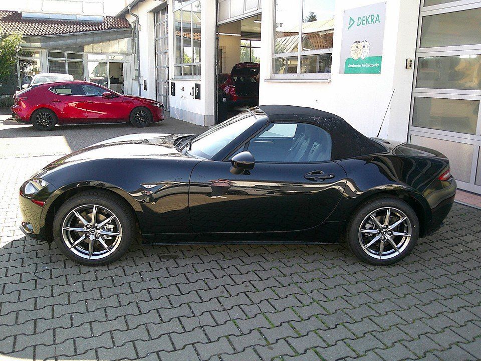 Mazda MX-5 2025