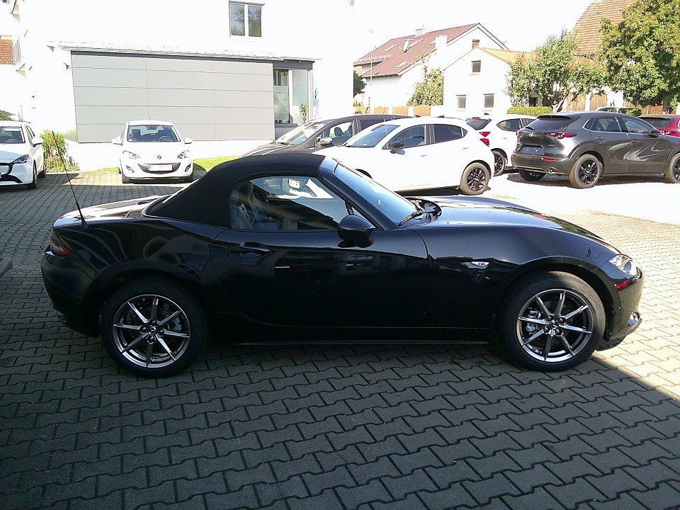 Mazda MX-5 2025
