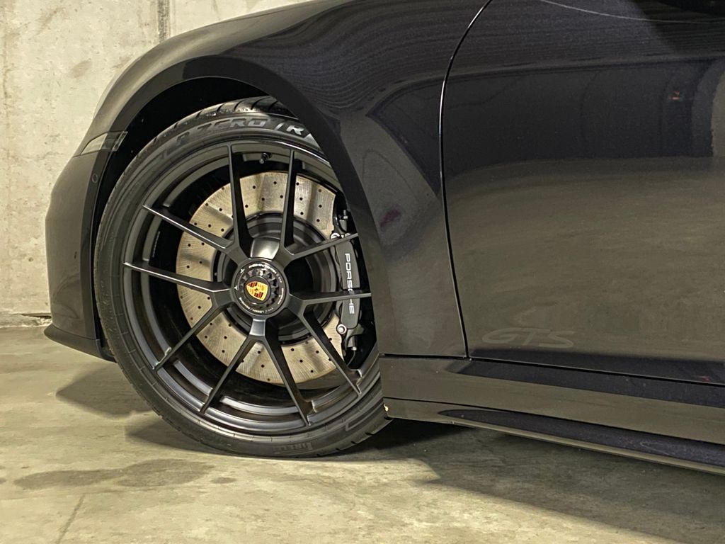 Porsche 992
