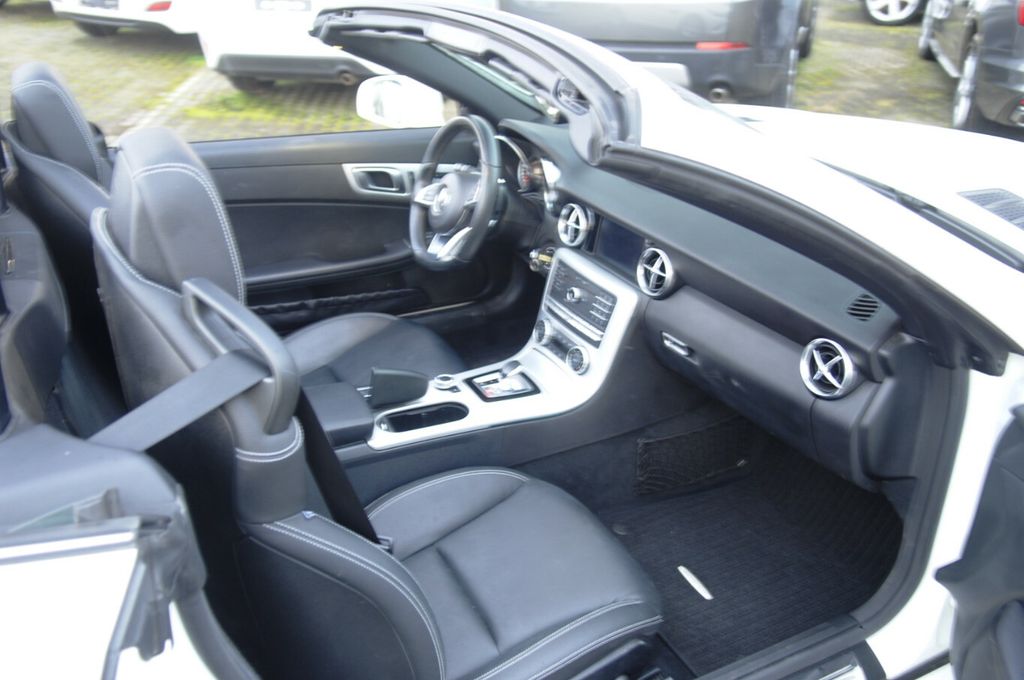 Mercedes-Benz SLC 300 2018