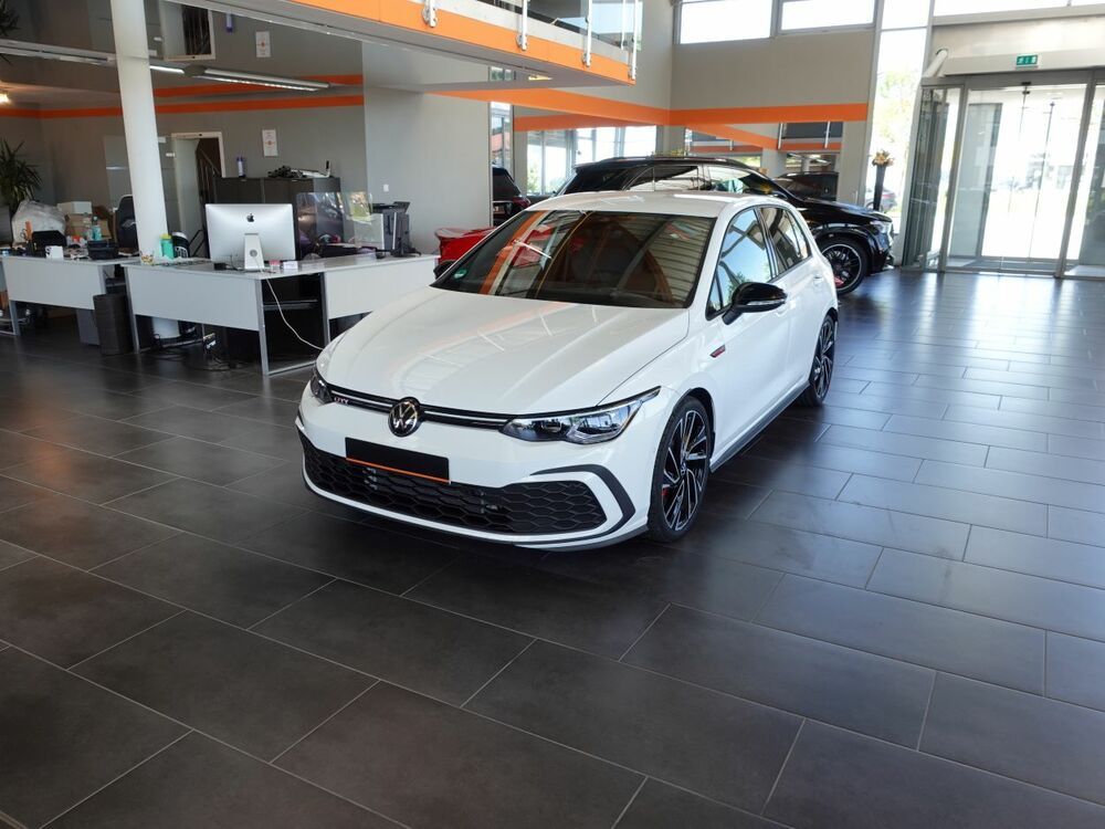 Volkswagen Golf 2022