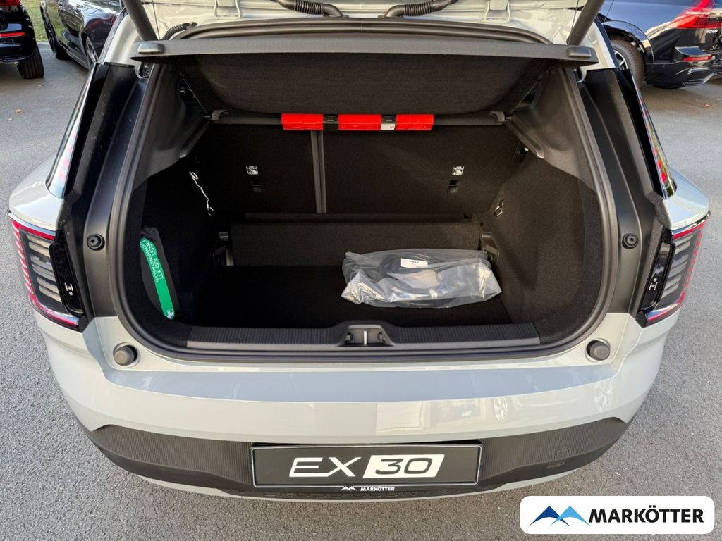 Volvo EX30 2025