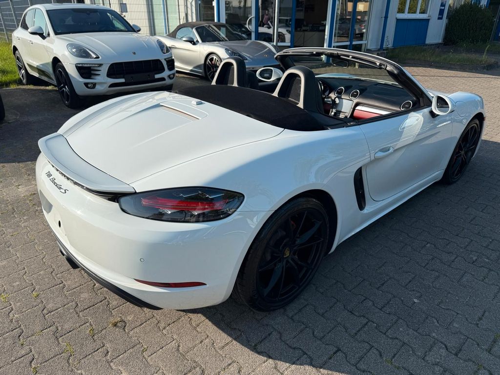 Porsche Boxster 2017