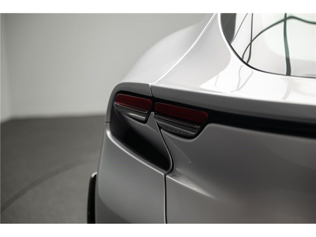 Ferrari Purosangue 2024