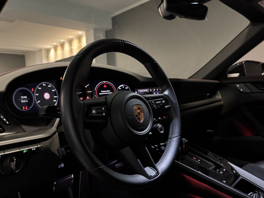 Porsche 992 2023