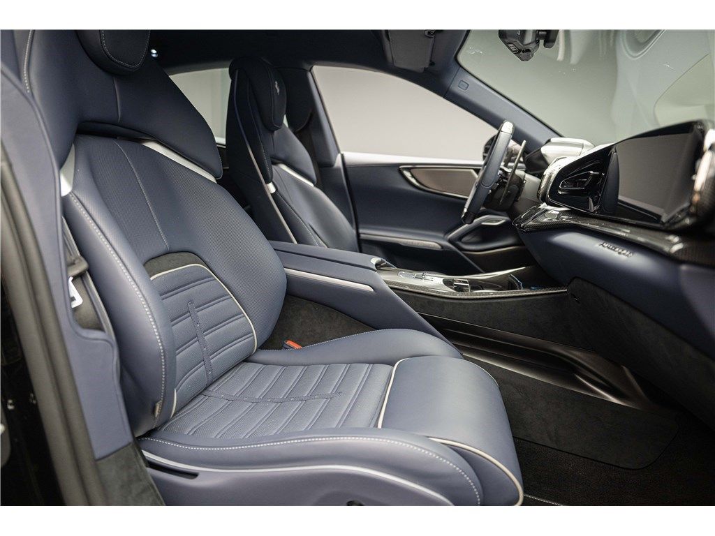 Ferrari Purosangue 2024