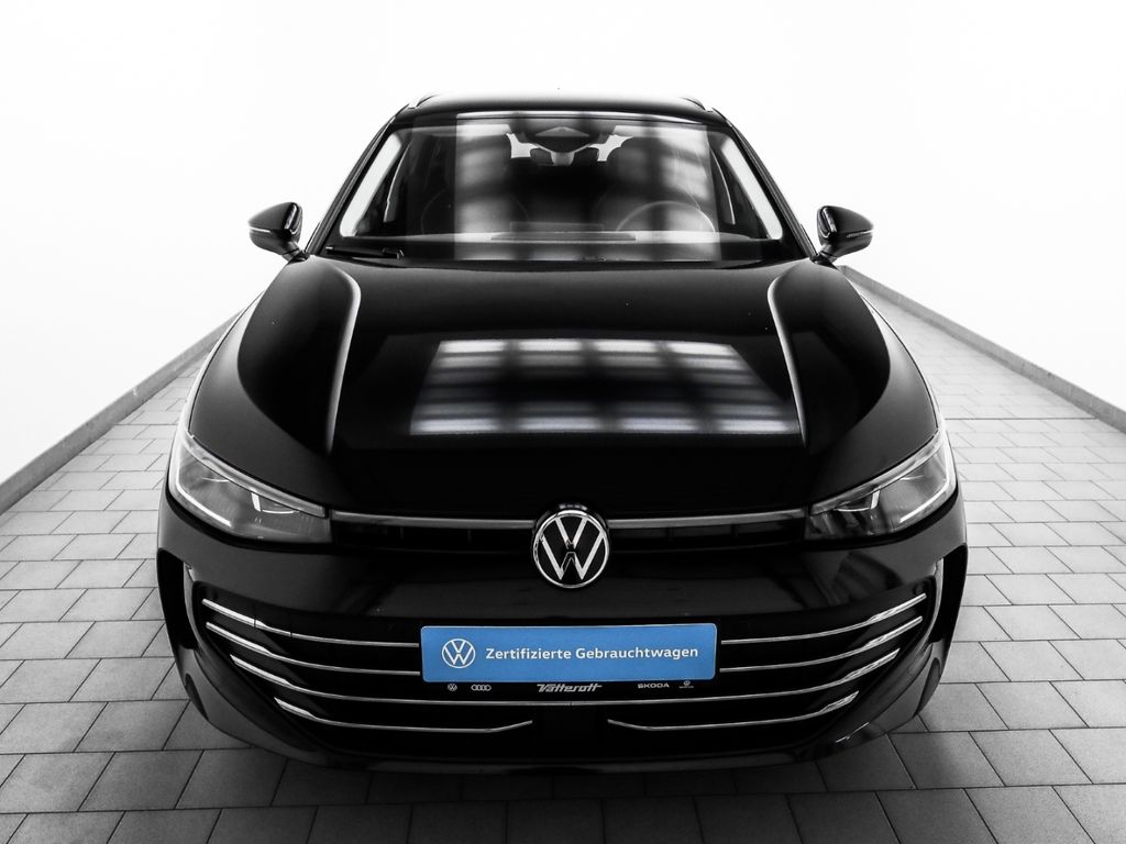 Volkswagen Passat 2024