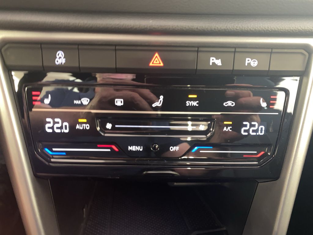 Volkswagen T-Roc 2024