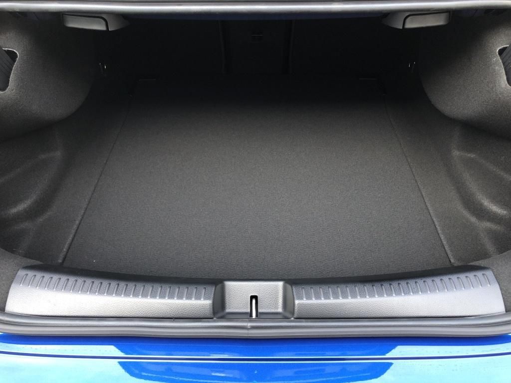 Mercedes-Benz CLA 180 2025