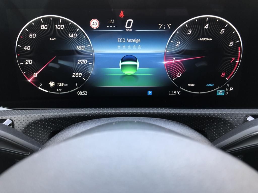 Mercedes-Benz CLA 180 2025