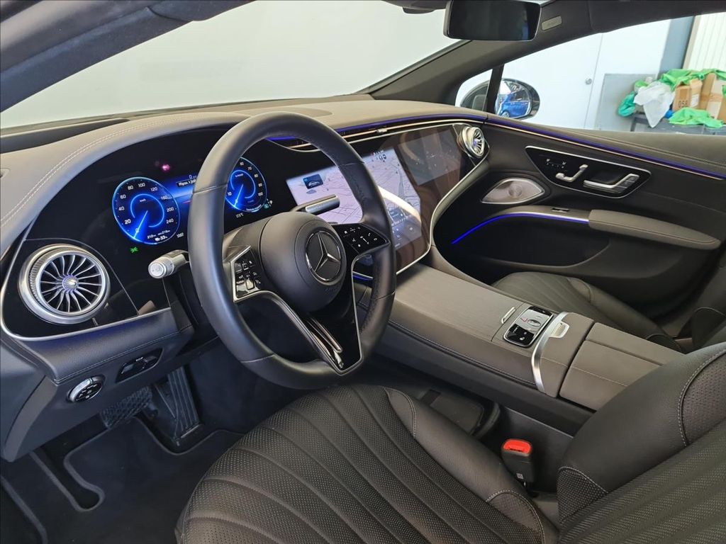 Mercedes-Benz EQS 2023