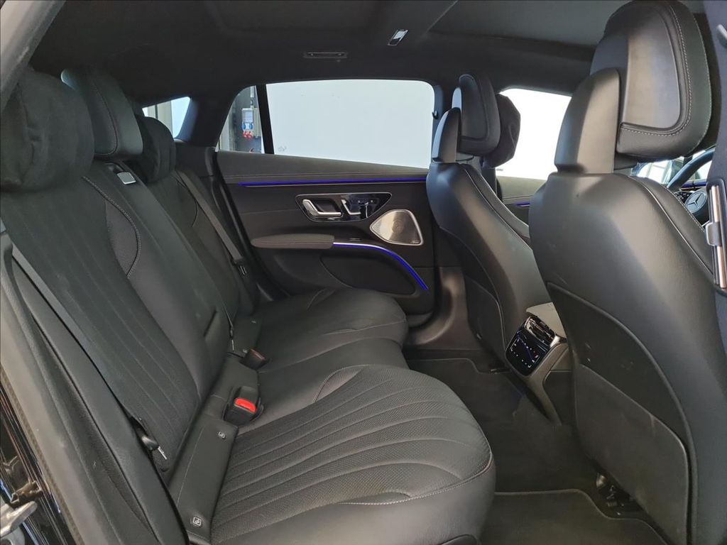 Mercedes-Benz EQS 2023