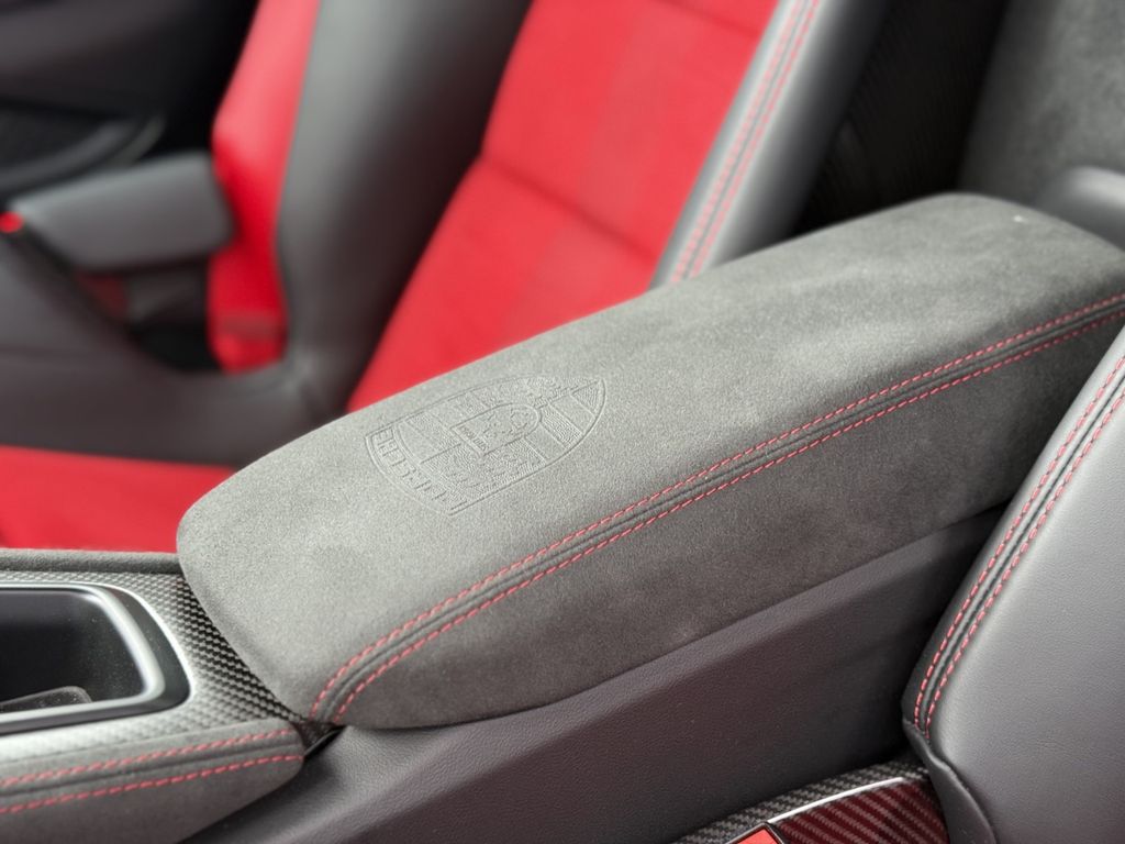 Porsche Boxster 2025