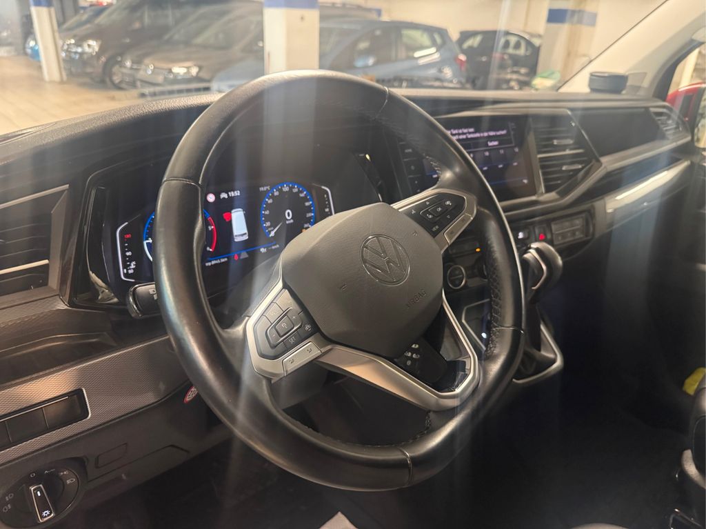 Volkswagen T6 Multivan 2022