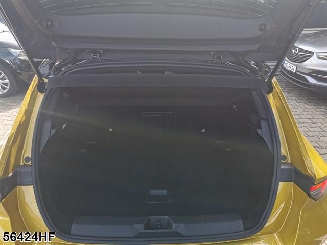 Opel Astra 2022