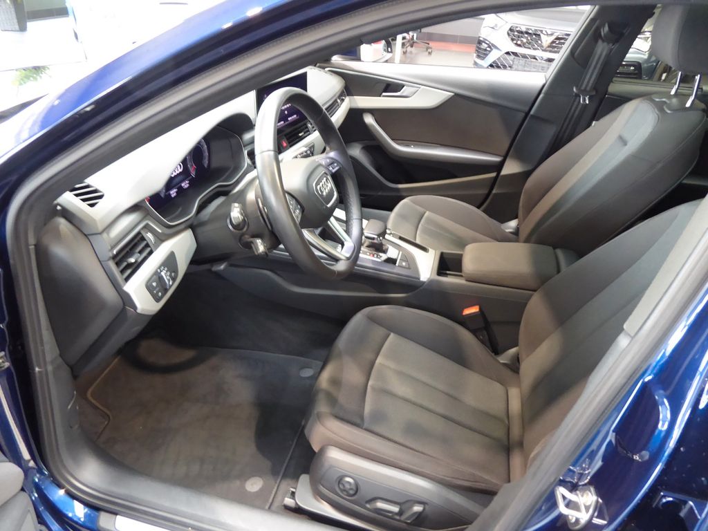 Audi A4 2022