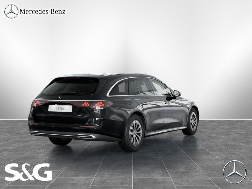 Mercedes-Benz E 200 2025