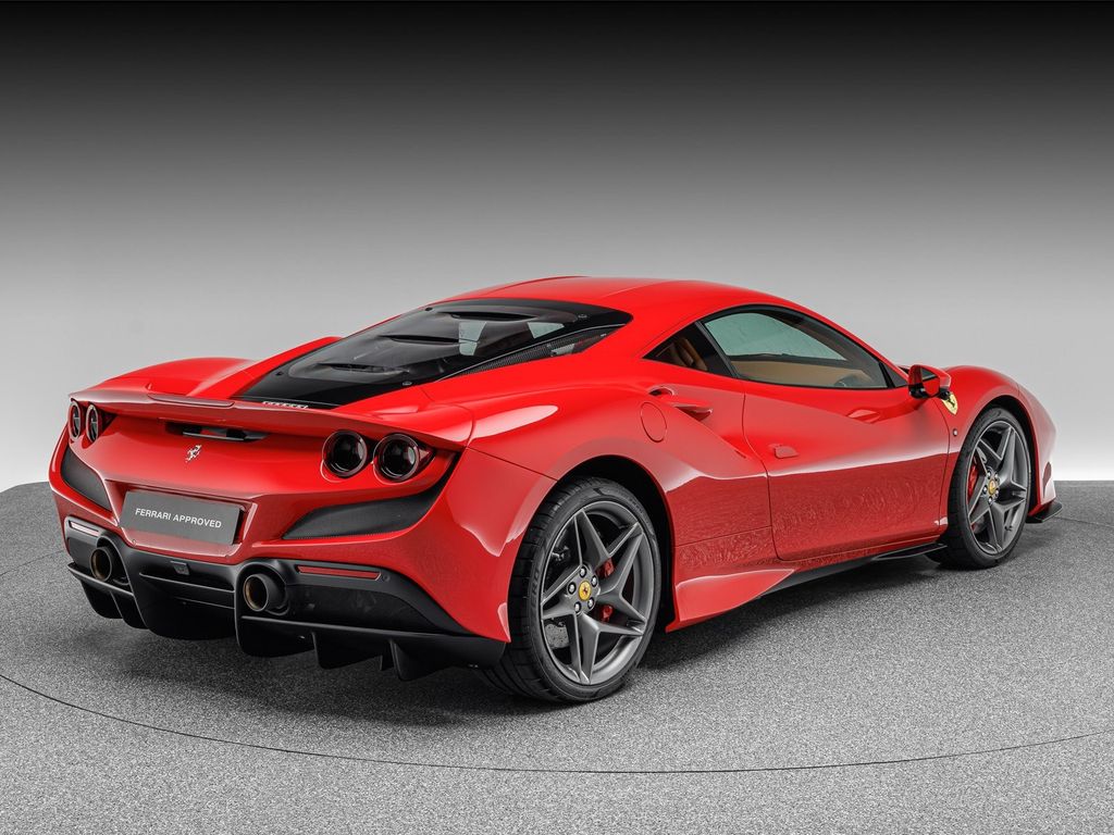 Ferrari F8 2020
